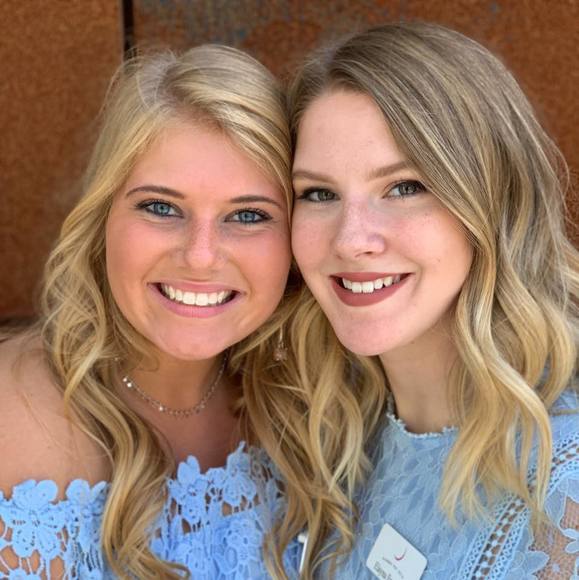 Meet your Posher, Lexi - Picture 1 of 1